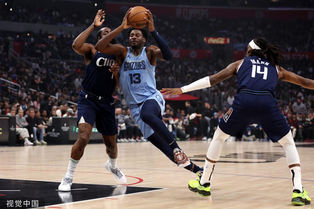 阿尔瓦雷斯 阿尔瓦雷斯