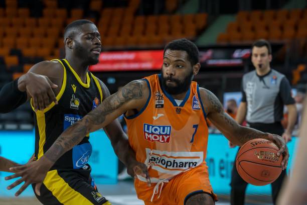 争议的裁判 争议的裁判