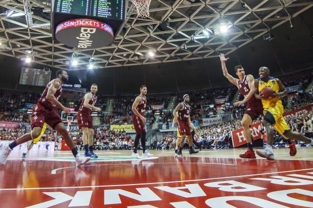 边路双拆 边路双拆